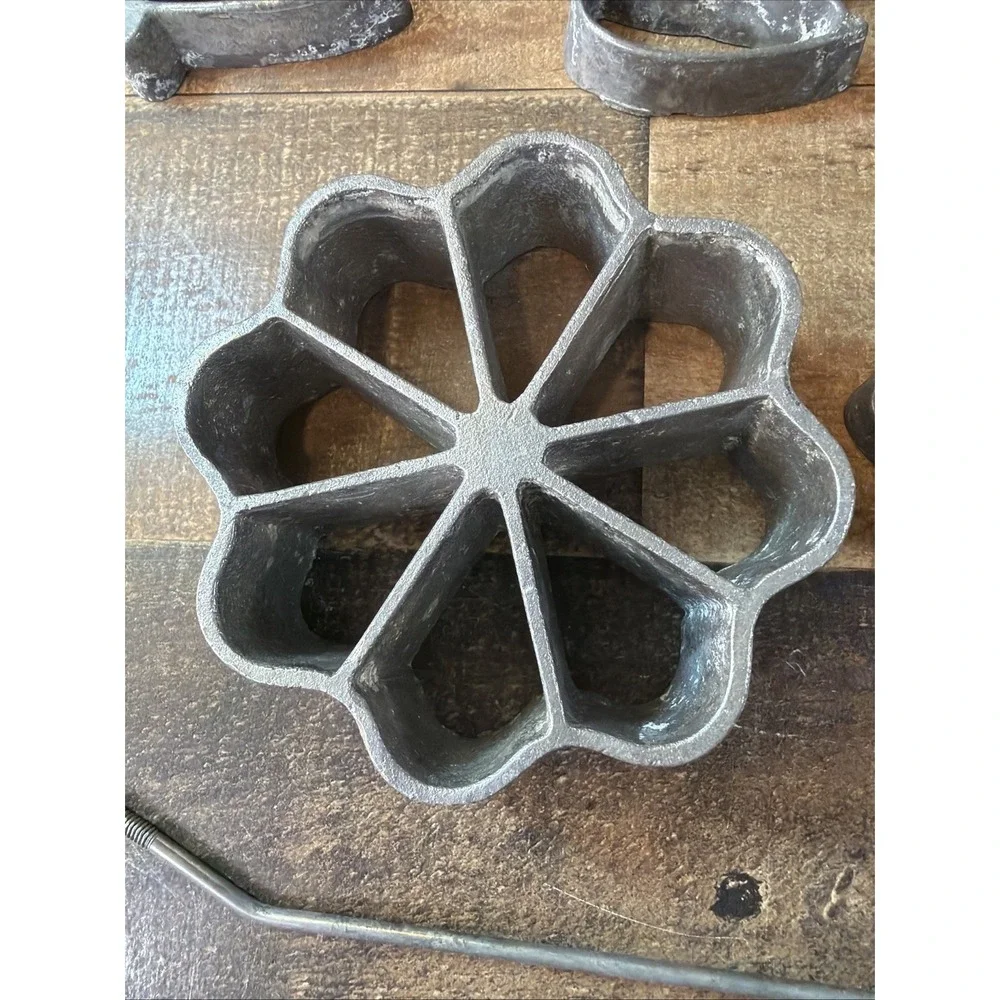 Scandinavian Rosette & Timbale Iron Pastry Mold Set 7 Pieces Total Vintage *Read